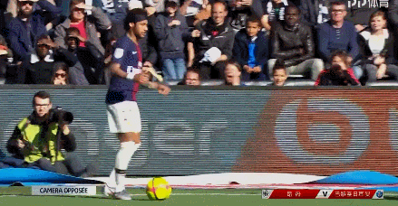 欧冠半场：里奥斯乱战破门，本菲卡暂1-0那不勒斯