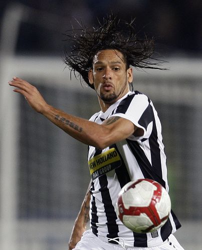 弗格森：回苏格兰比赛像在主场一样，为今晚的表现感到高兴（弗格森：重返苏格兰如同主场作战，对今夜的表现感到高兴）