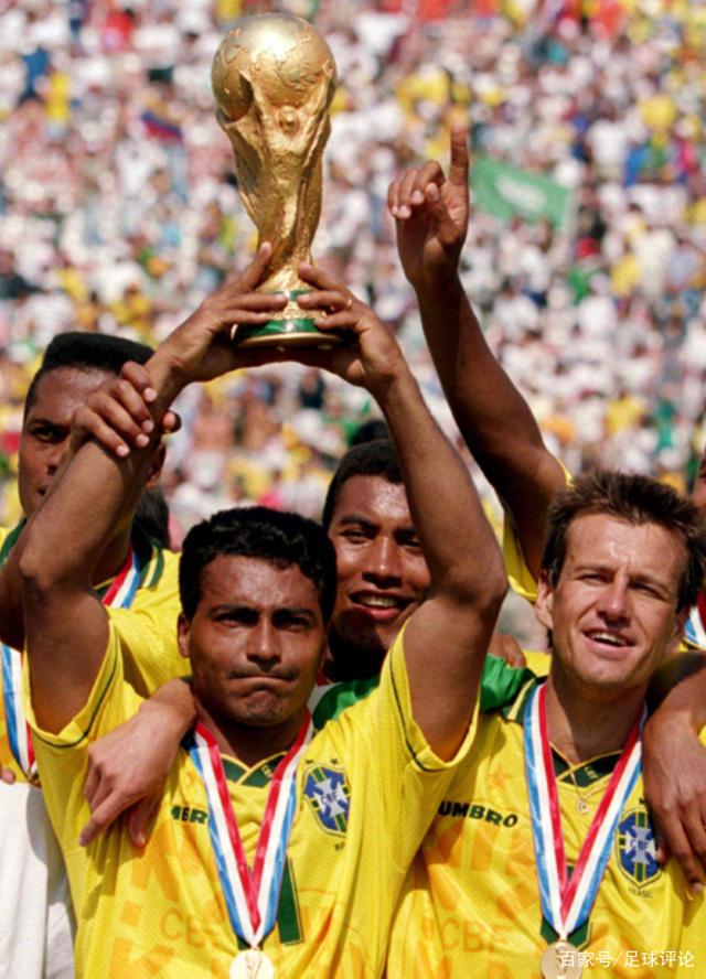 2-0胜韩国，熊猫杯实时积分榜中国U22登顶！（中国U22 2-0力克韩国，熊猫杯即时积分榜登顶）