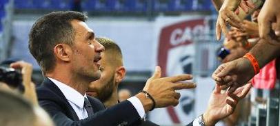 逆转！30岁锋霸独造2球，西甲豪强连进3球，欧冠翻盘（欧冠大逆袭：30岁锋霸独造两球，西甲豪门连轰三球完成翻盘）