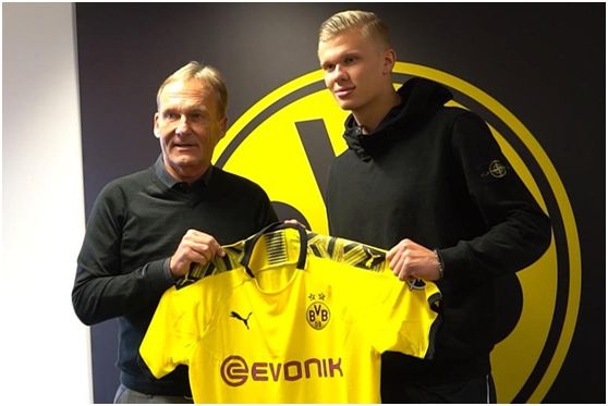 球员任意球助攻被评为赛季最佳配合（任意球助攻获评本赛季最佳配合）