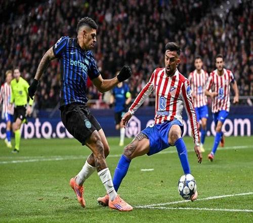 日职联半场：早川友基奉献神扑，东京绿茵暂0-0鹿岛鹿角（J1半场：早川友基神扑救险，东京绿茵暂与鹿岛鹿角0-0战平）